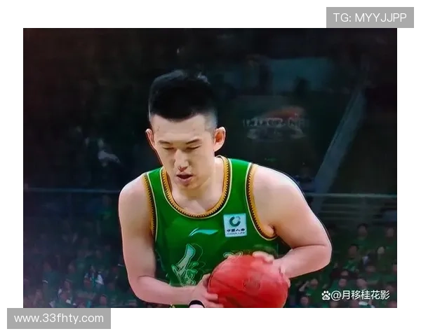 中国蓝队精彩比赛回放：重温激动人心的瞬间与精彩进球